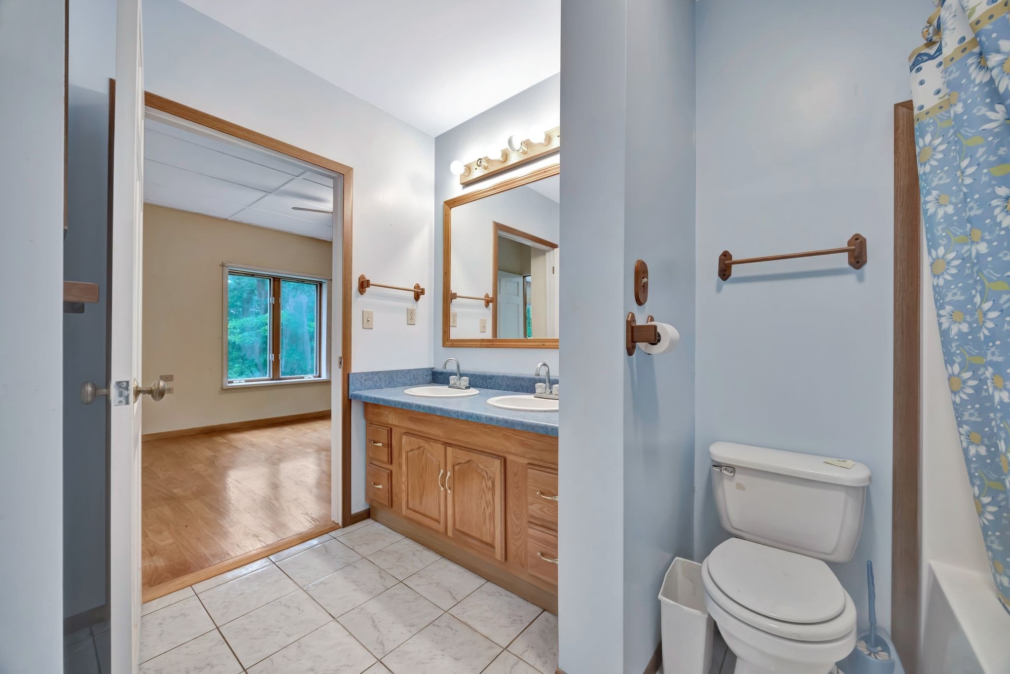 943 Old CCC Rd, Sewanee, TN  37375