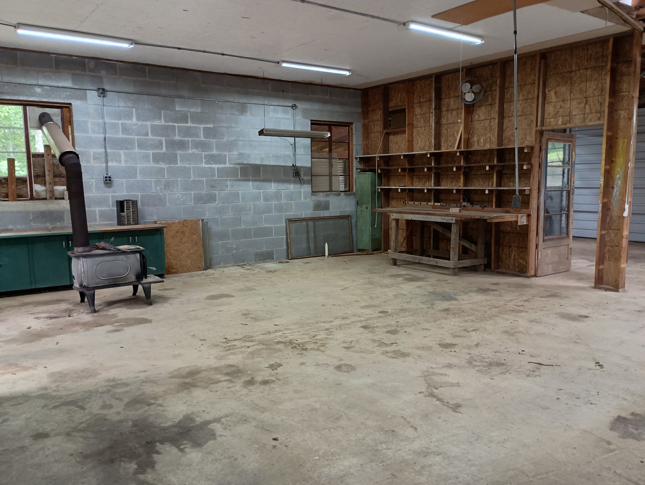 943 Old CCC Rd, Sewanee, TN  37375