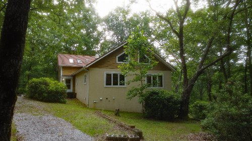 943 Old CCC Rd, Sewanee, TN  37375