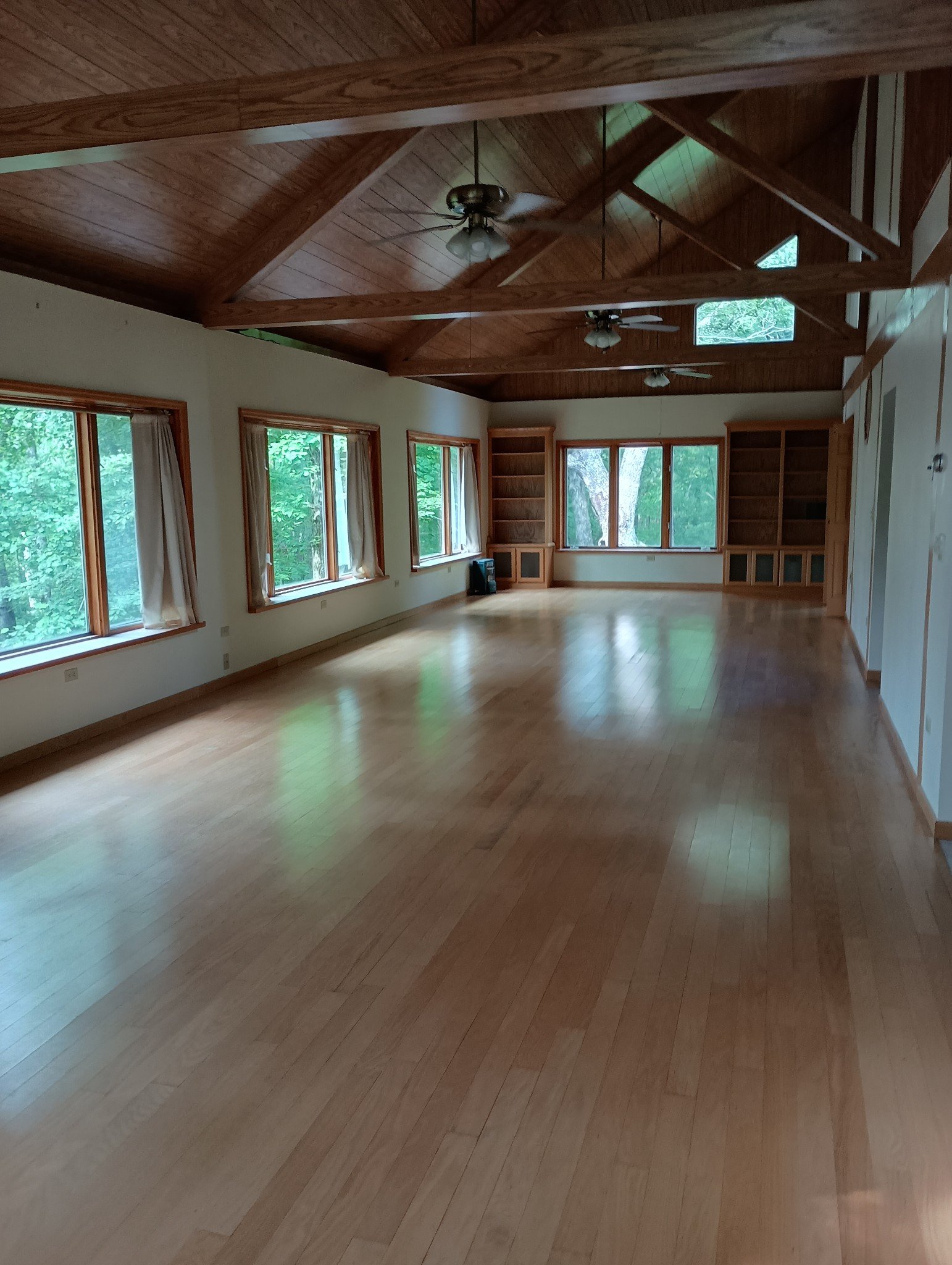 943 Old CCC Rd, Sewanee, TN  37375