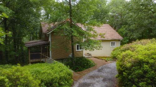 943 Old CCC Rd, Sewanee, TN  37375