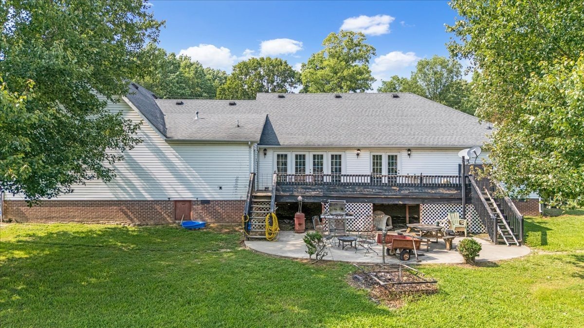 431 Jack Thomas Dr, Manchester, TN  37355