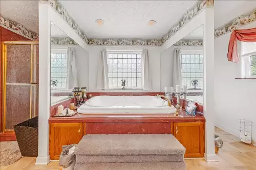 431 Jack Thomas Dr, Manchester, TN  37355