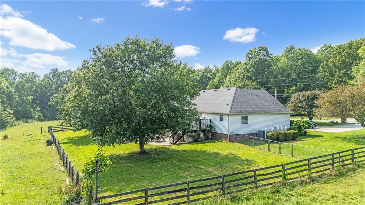 431 Jack Thomas Dr, Manchester, TN  37355