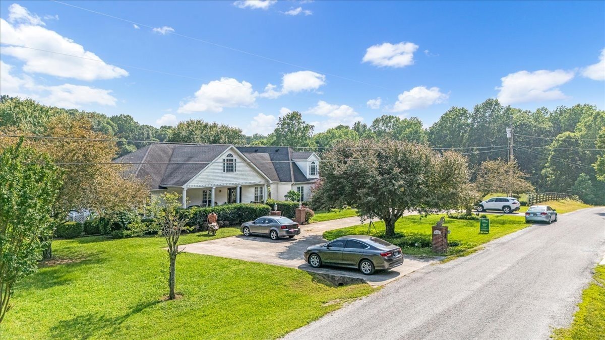 431 Jack Thomas Dr, Manchester, TN  37355