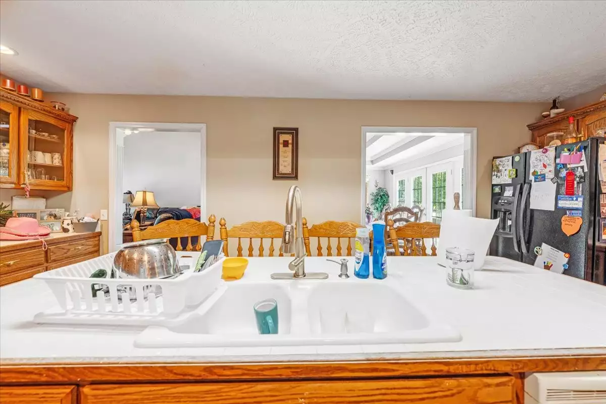 431 Jack Thomas Dr, Manchester, TN  37355