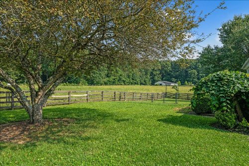 431 Jack Thomas Dr, Manchester, TN  37355