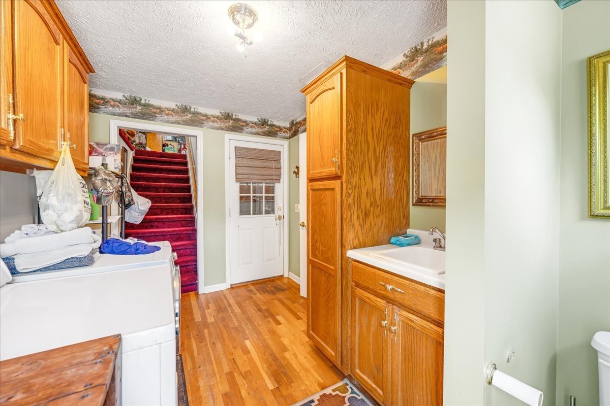 431 Jack Thomas Dr, Manchester, TN  37355