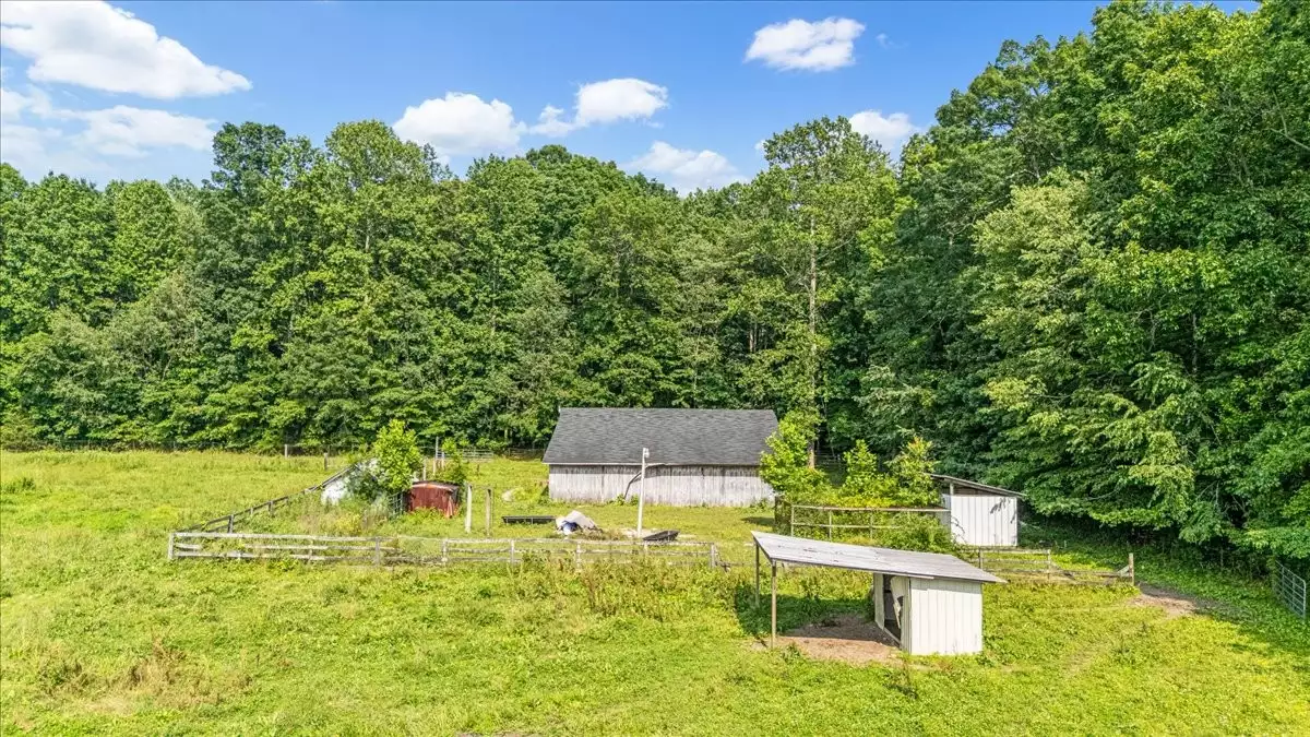 431 Jack Thomas Dr, Manchester, TN  37355