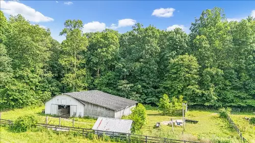 431 Jack Thomas Dr, Manchester, TN  37355