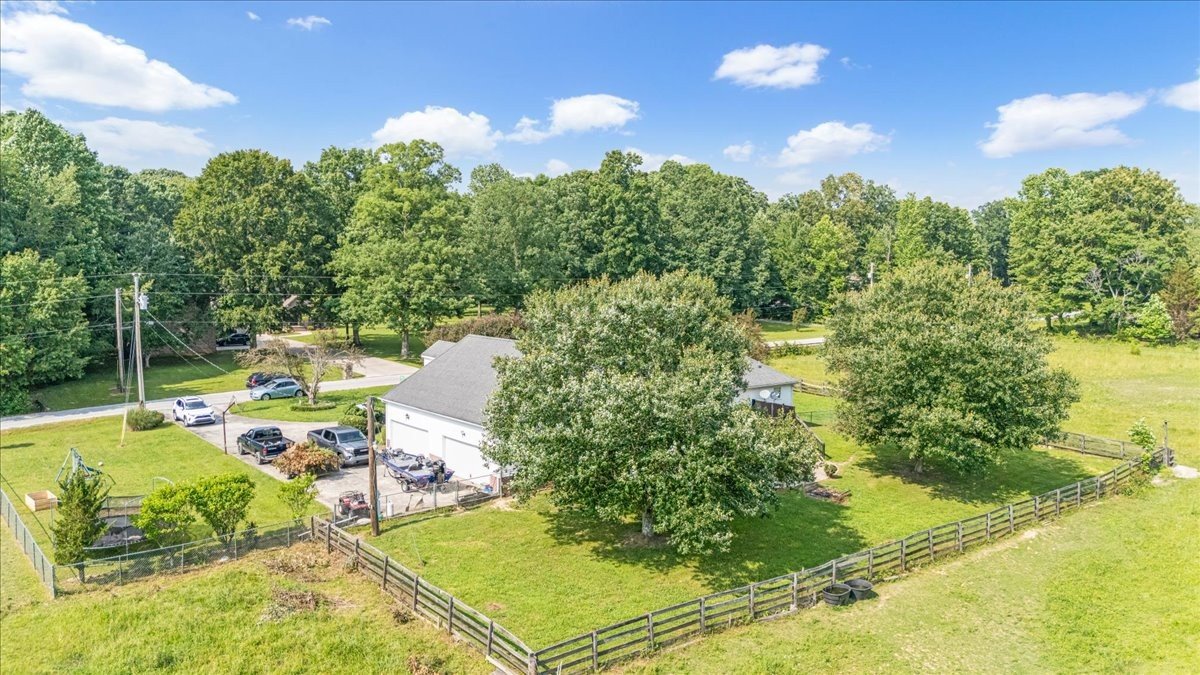 431 Jack Thomas Dr, Manchester, TN  37355