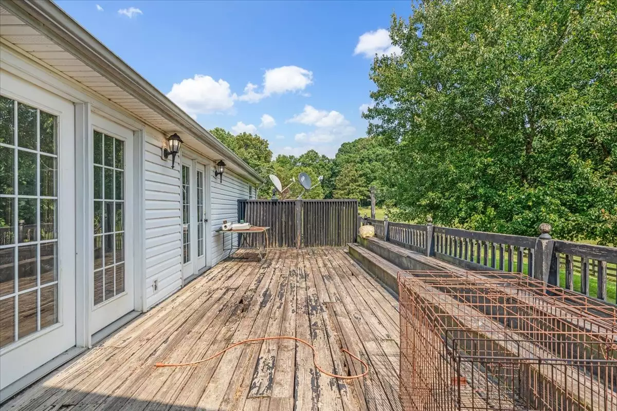 431 Jack Thomas Dr, Manchester, TN  37355