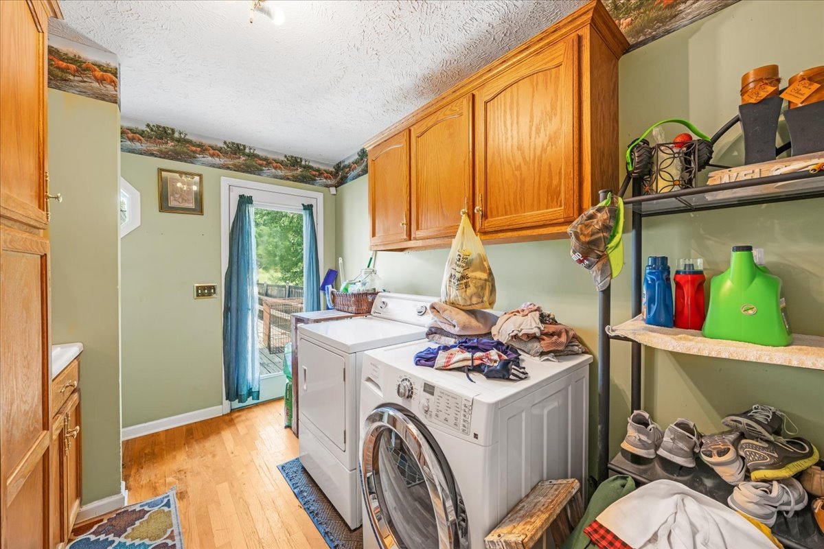 431 Jack Thomas Dr, Manchester, TN  37355