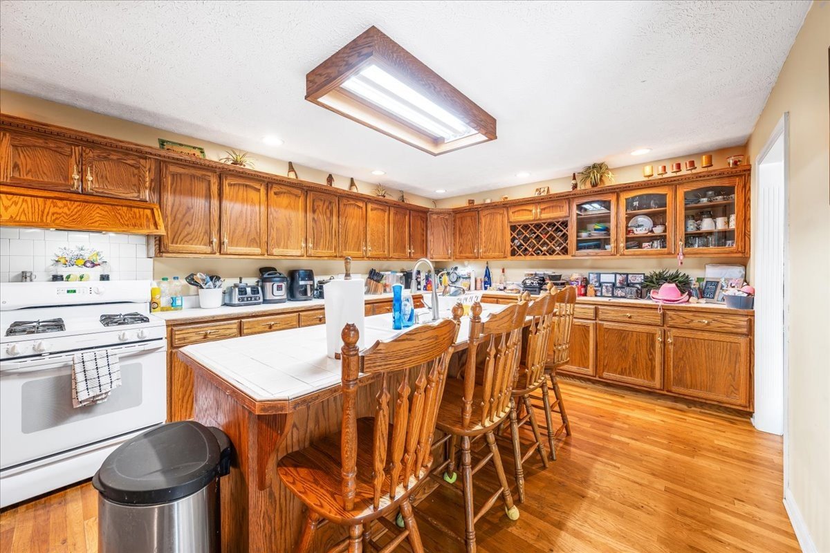 431 Jack Thomas Dr, Manchester, TN  37355