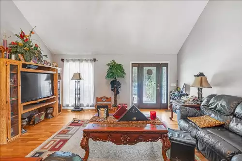 431 Jack Thomas Dr, Manchester, TN  37355