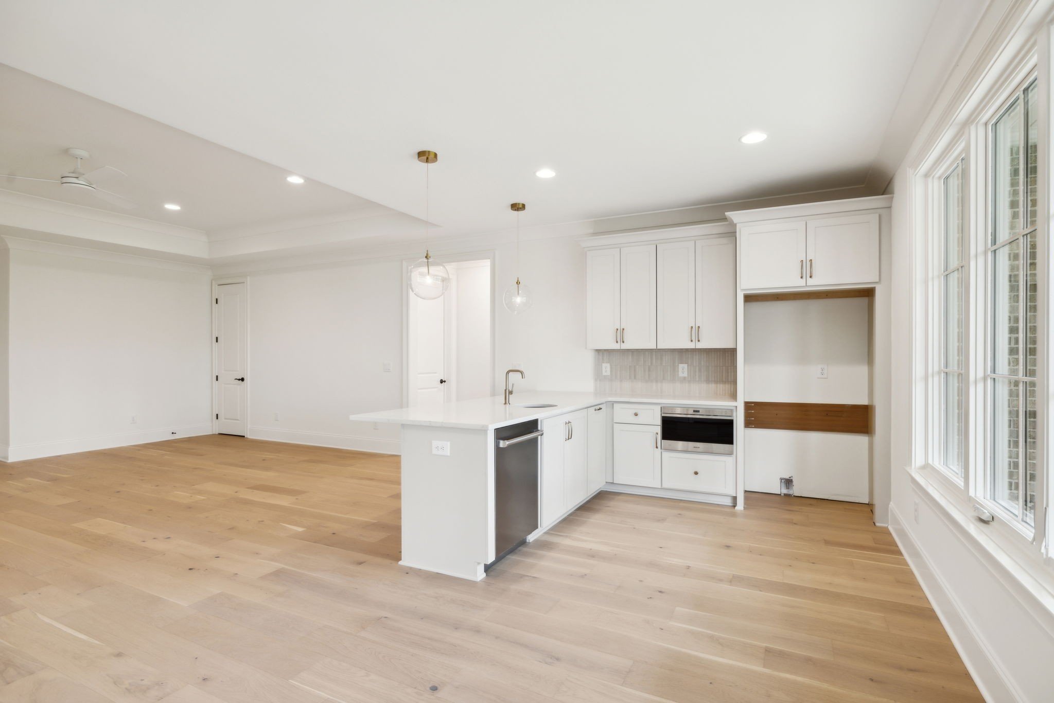 9314 Double Run Ct, College Grove, TN  37046