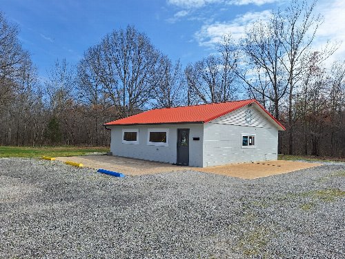 31993 Highway 70, Bruceton, TN  38317