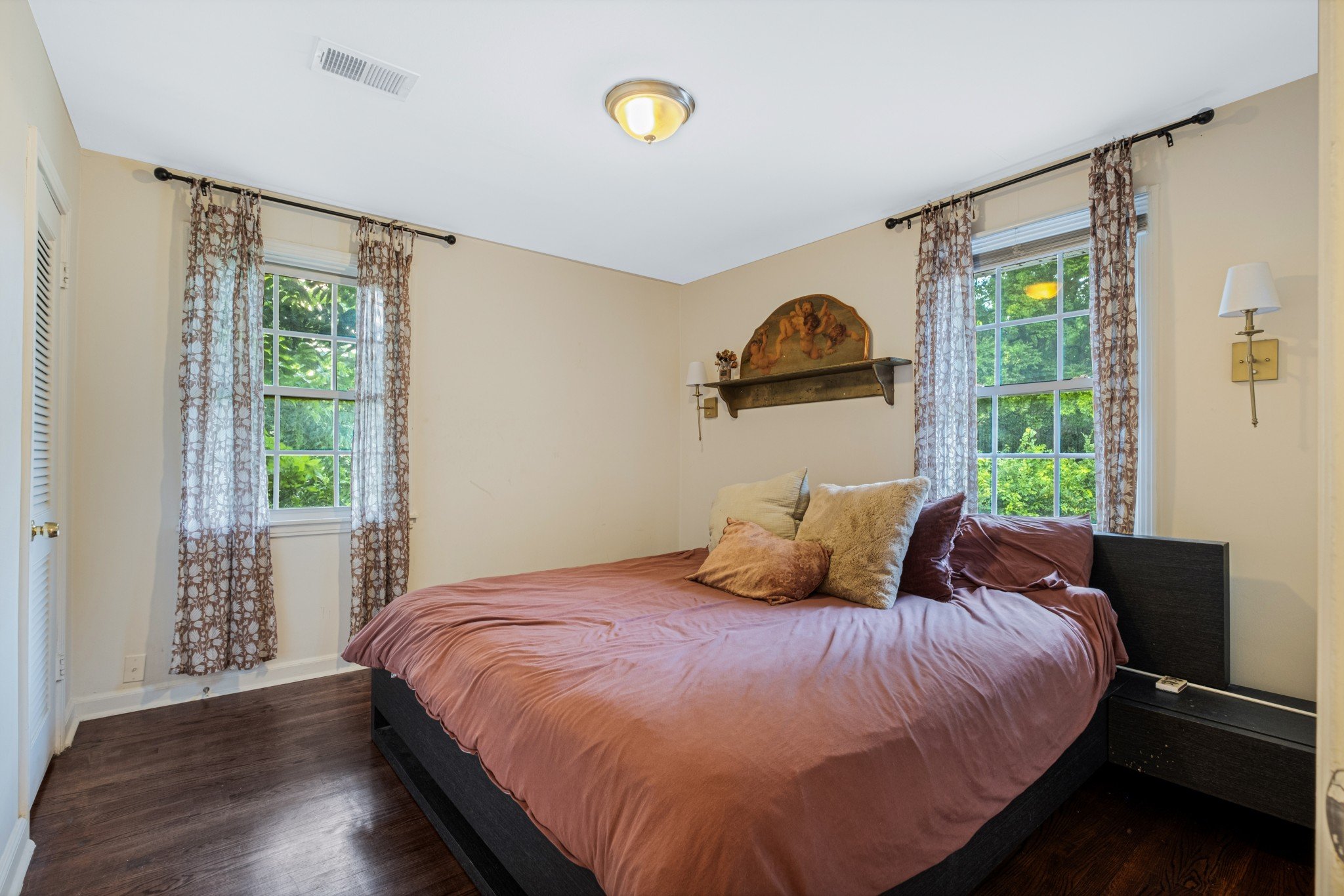 4900 Inglewood Ct, Nashville, TN  37216