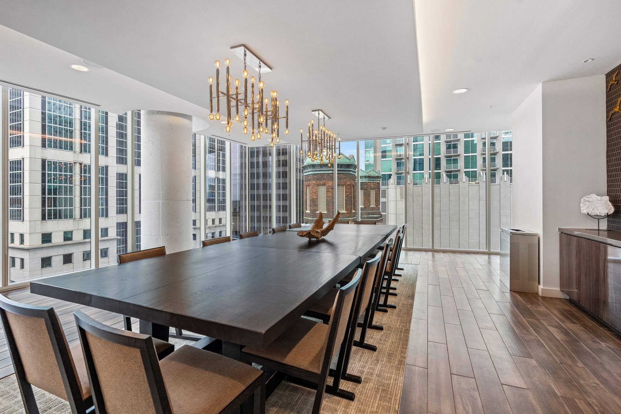 515 Church St, Nashville, TN  37219