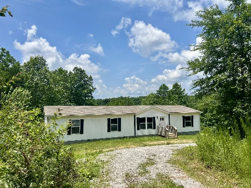 443 Sickler Rd, Hohenwald, TN  38462