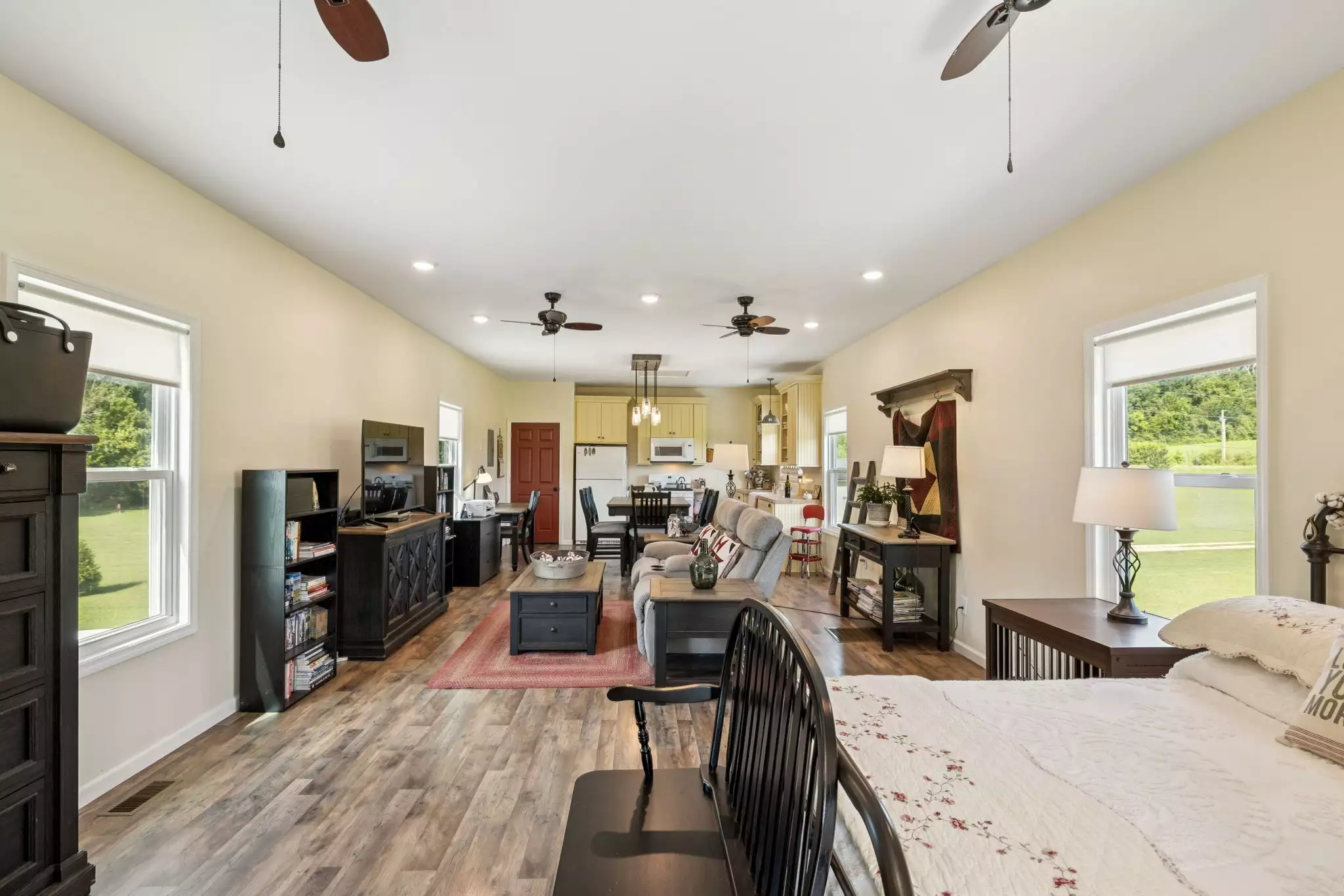 4215 Hampshire Pike, Hampshire, TN  38461