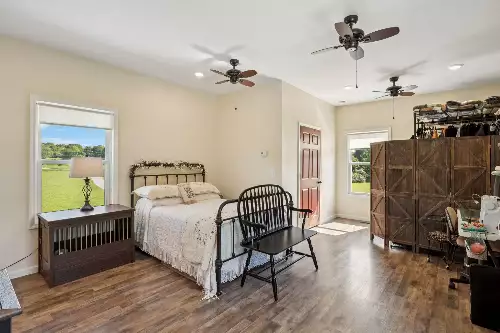 4215 Hampshire Pike, Hampshire, TN  38461