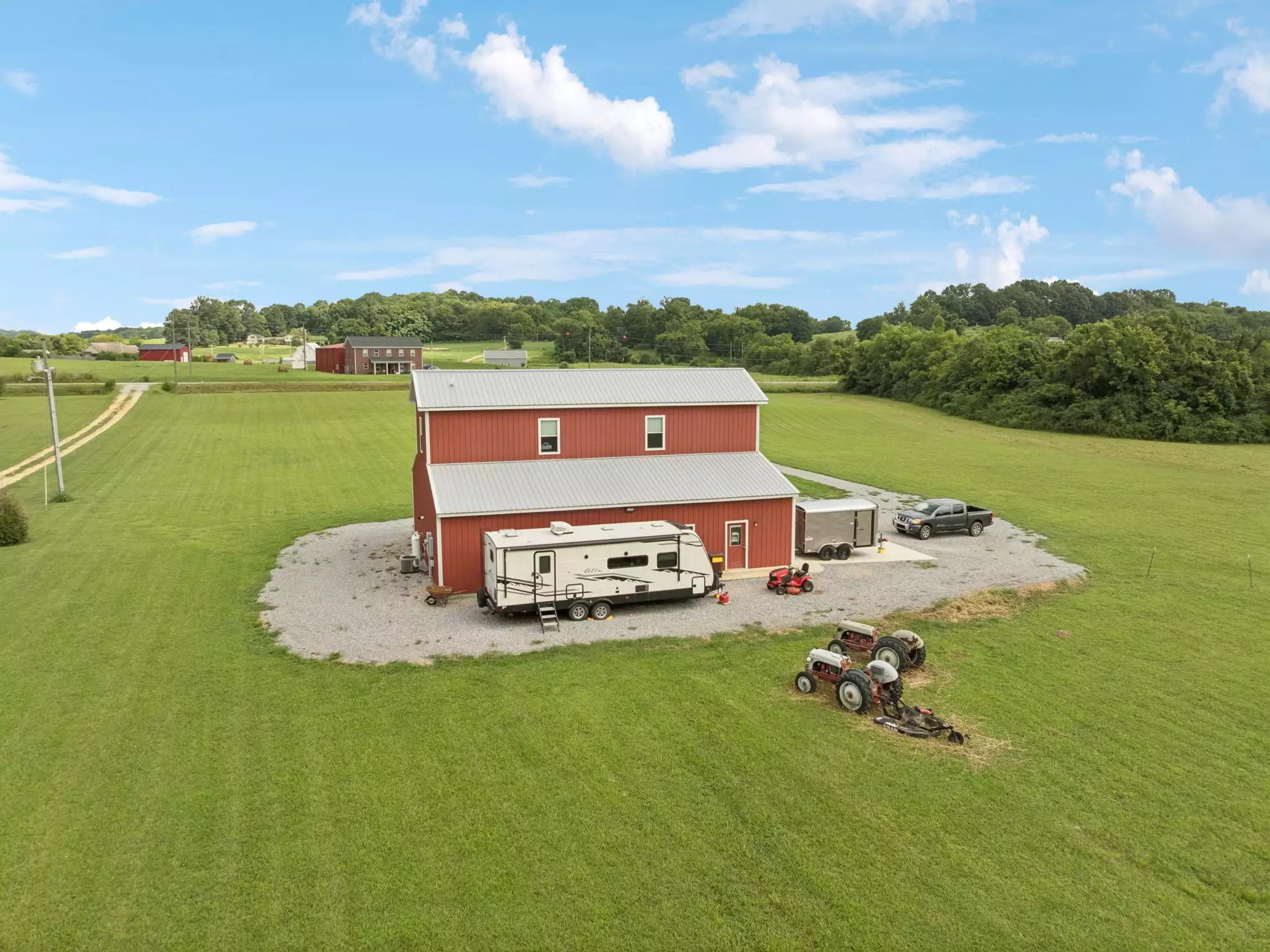 4215 Hampshire Pike, Hampshire, TN  38461