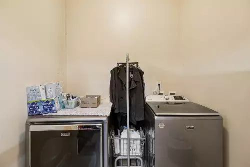 4215 Hampshire Pike, Hampshire, TN  38461