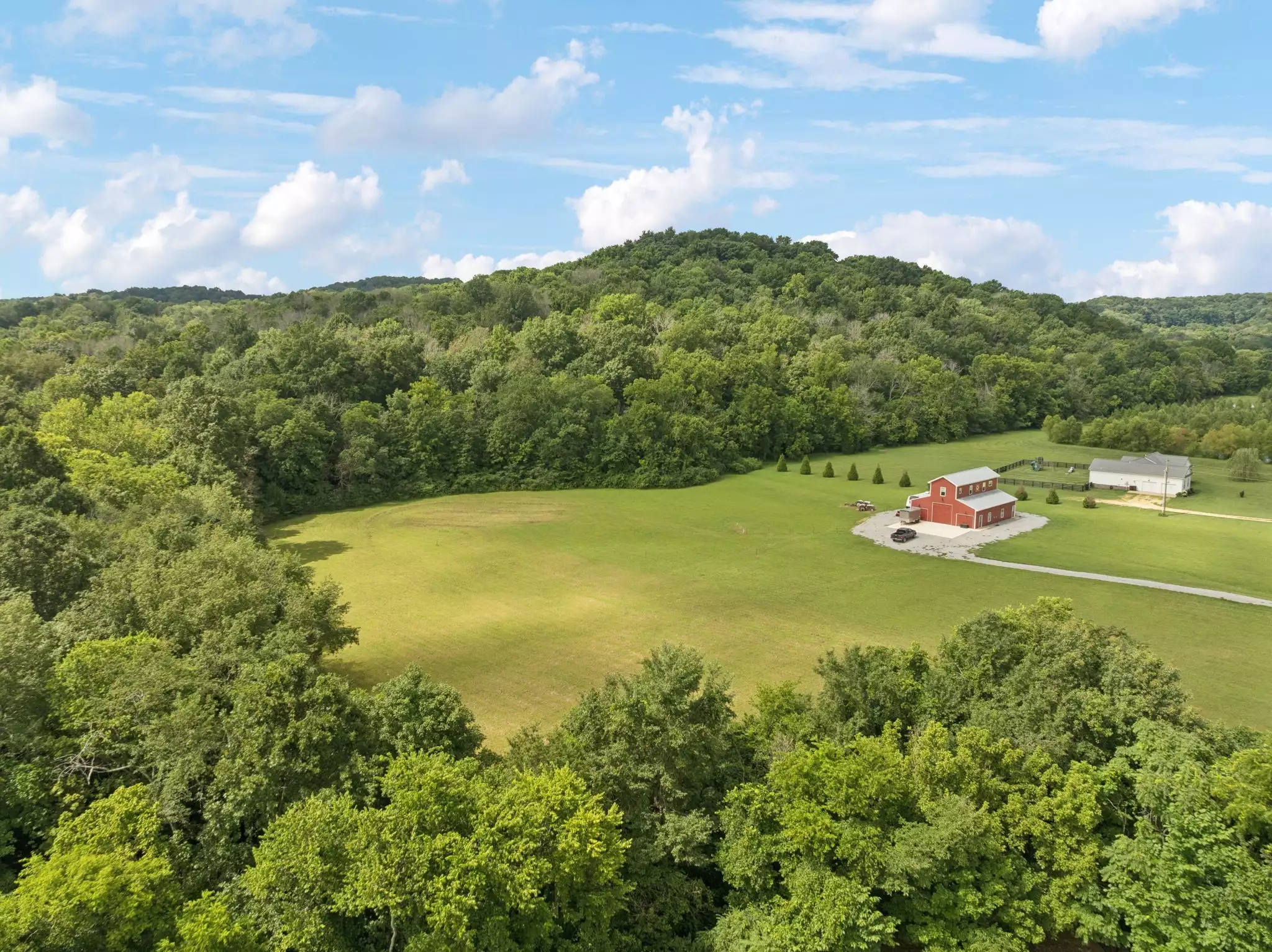 4215 Hampshire Pike, Hampshire, TN  38461