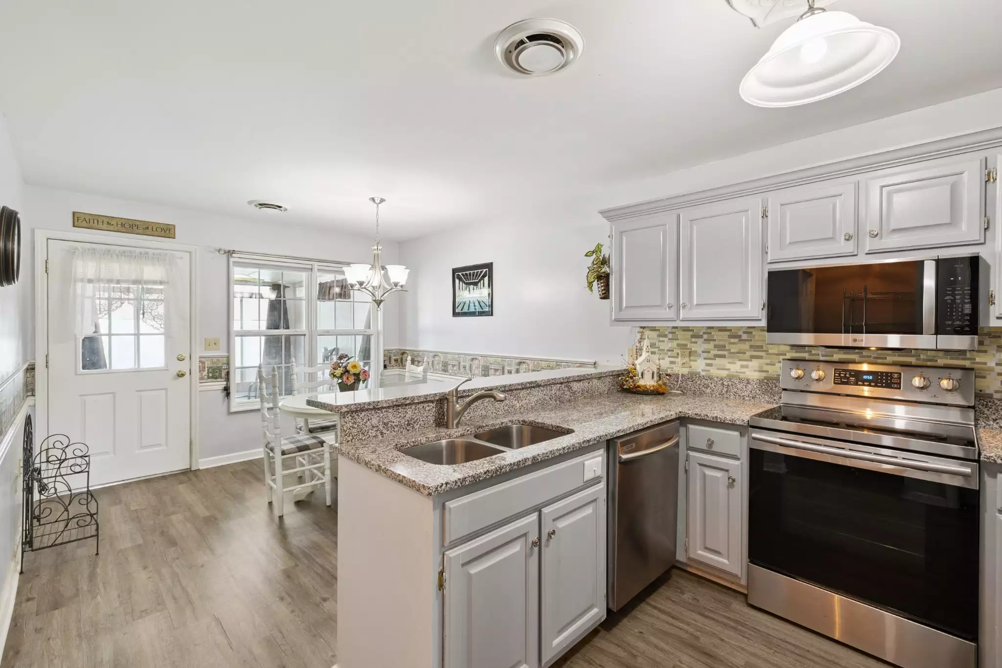 631 E Lane St, Shelbyville, TN  37160