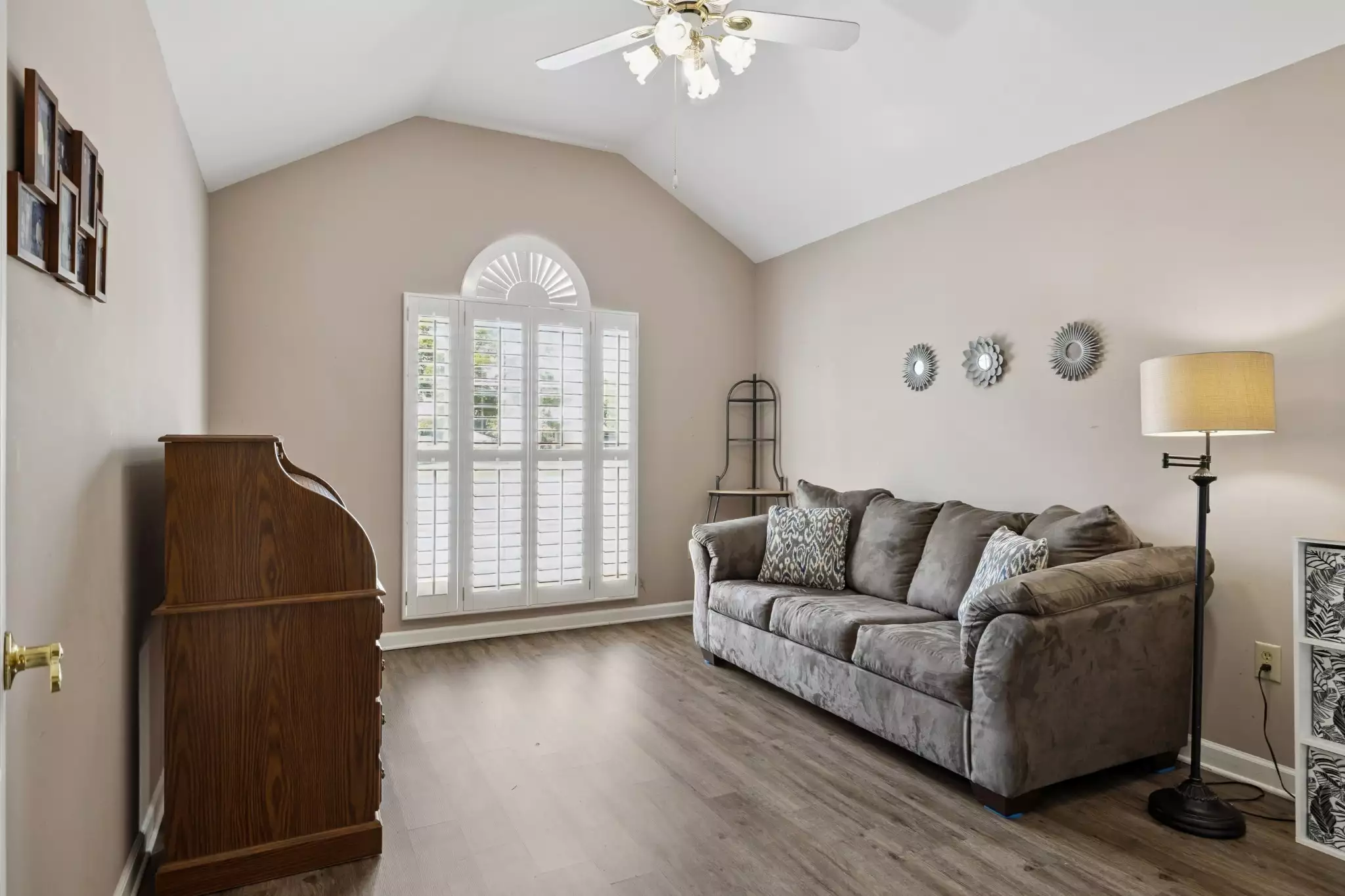 631 E Lane St, Shelbyville, TN  37160