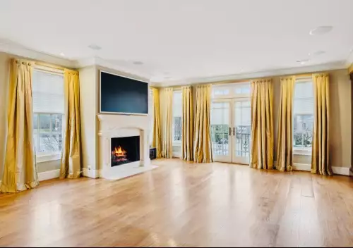 102 W End Close, Nashville, TN  37205