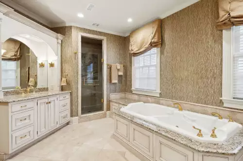 102 W End Close, Nashville, TN  37205