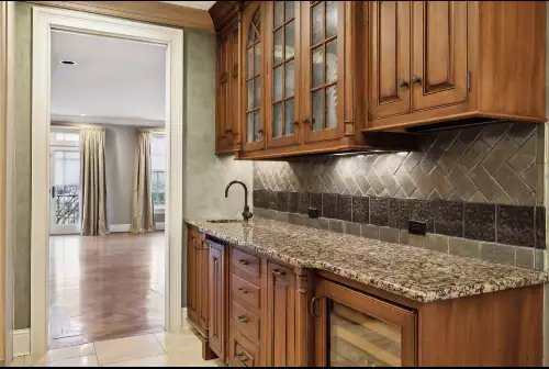 102 W End Close, Nashville, TN  37205