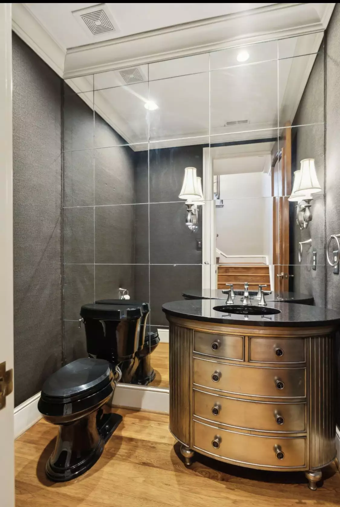 102 W End Close, Nashville, TN  37205