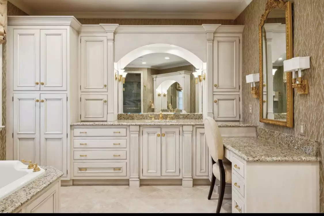 102 W End Close, Nashville, TN  37205