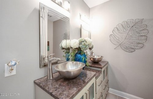 588 E Church St, Alamo, TN  38001