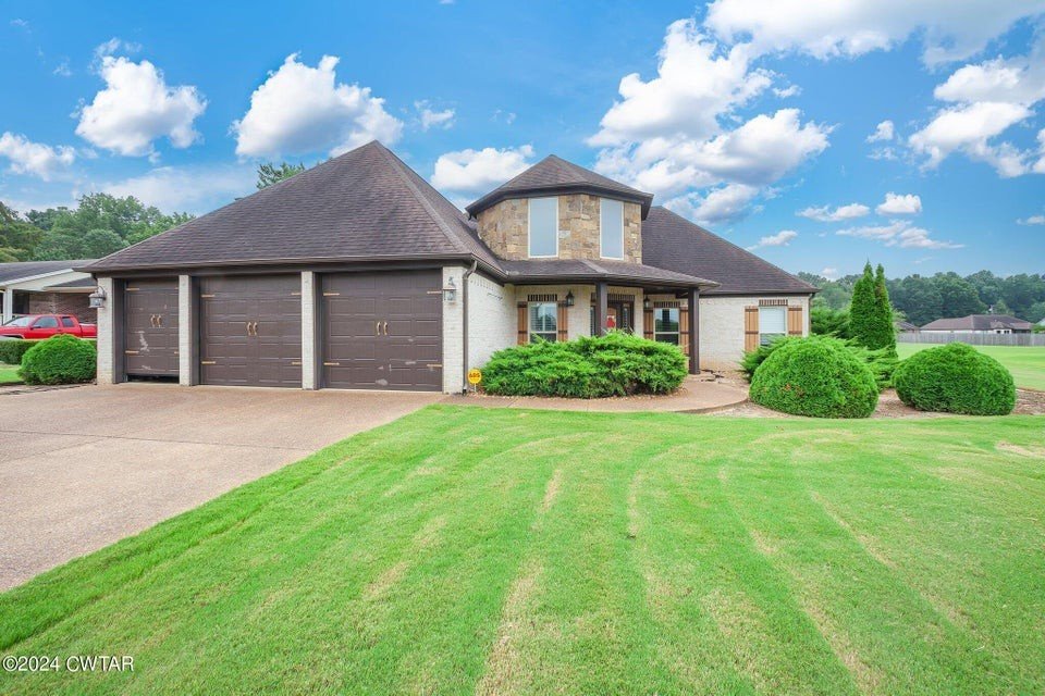 588 E Church St, Alamo, TN  38001