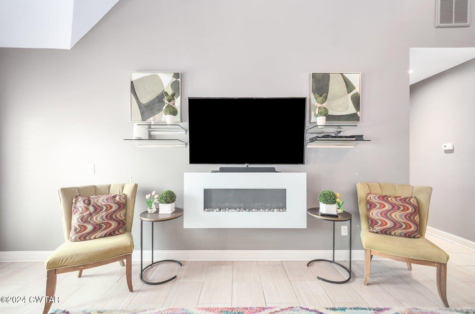 588 E Church St, Alamo, TN  38001