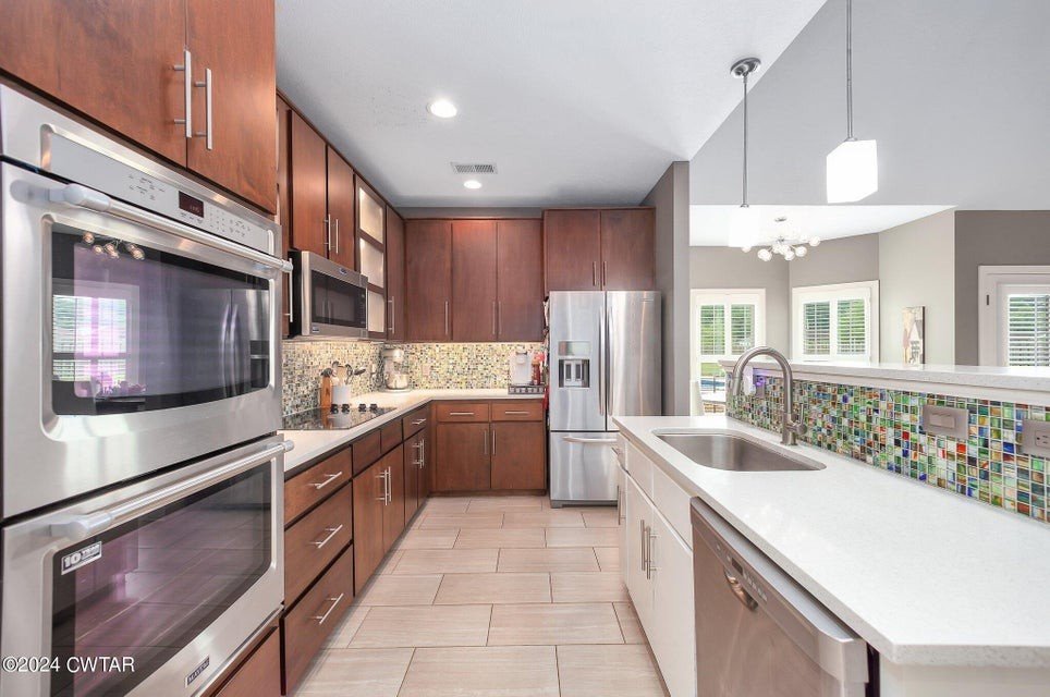 588 E Church St, Alamo, TN  38001