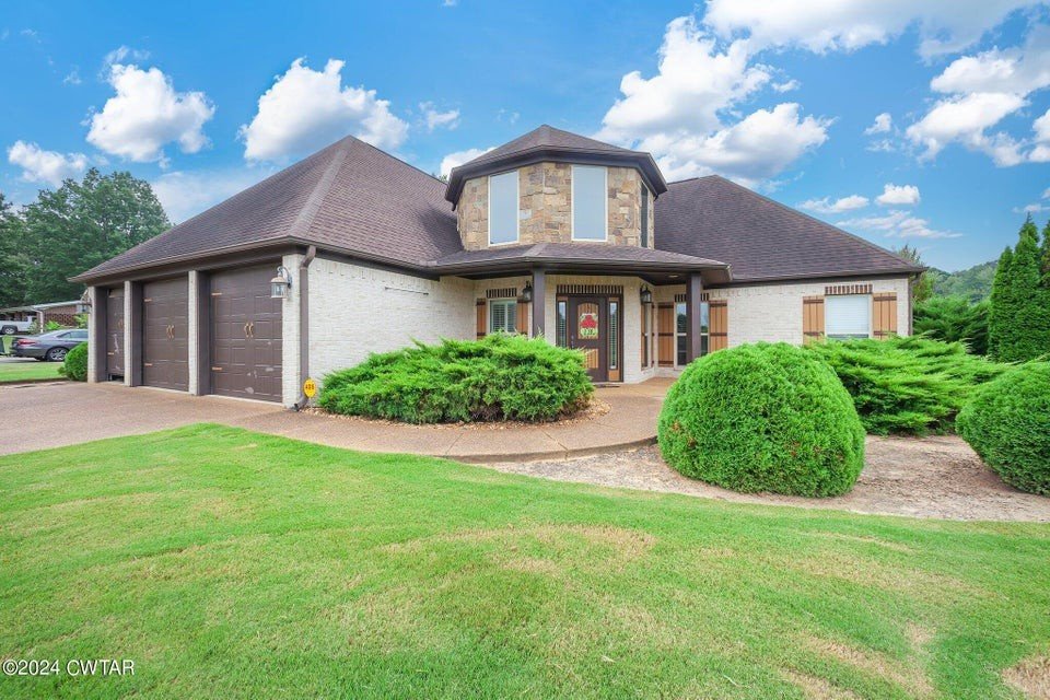 588 E Church St, Alamo, TN  38001