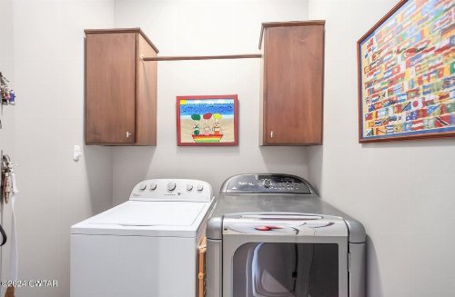 588 E Church St, Alamo, TN  38001