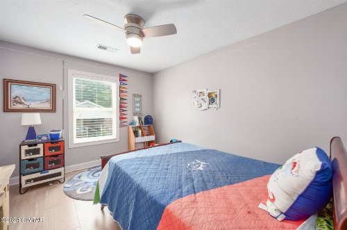 588 E Church St, Alamo, TN  38001