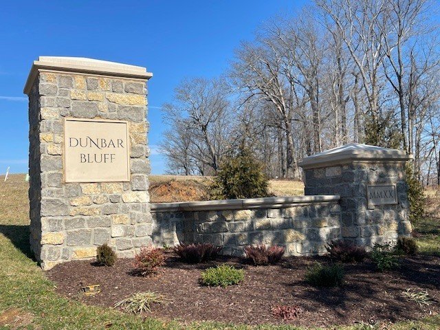 818 Shady Bluff Trl, Clarksville, TN  37043