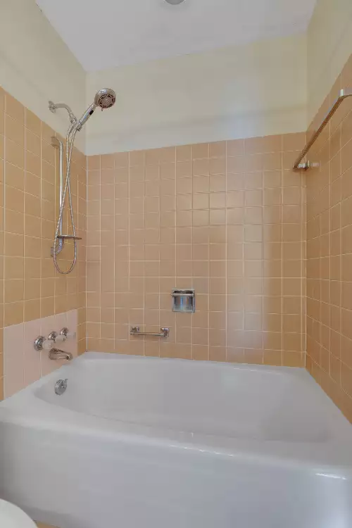 105 Leake Ave, Nashville, TN  37205