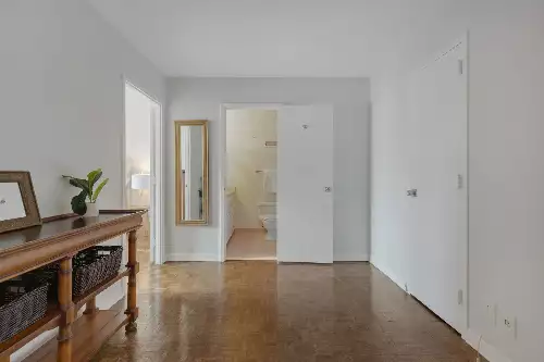 105 Leake Ave, Nashville, TN  37205