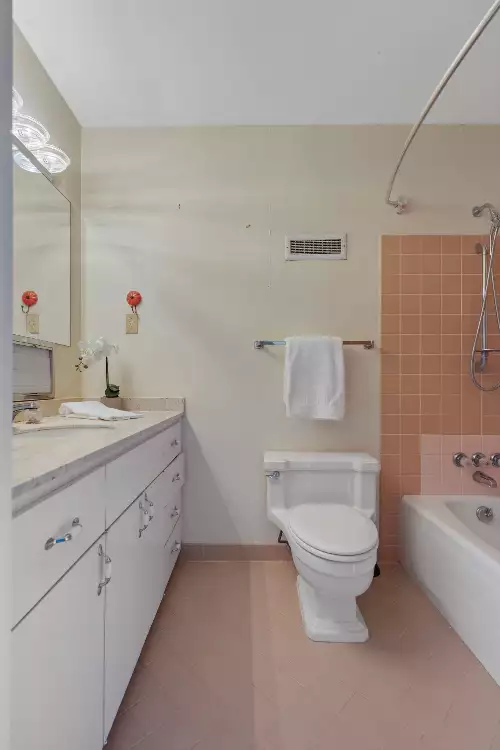 105 Leake Ave, Nashville, TN  37205