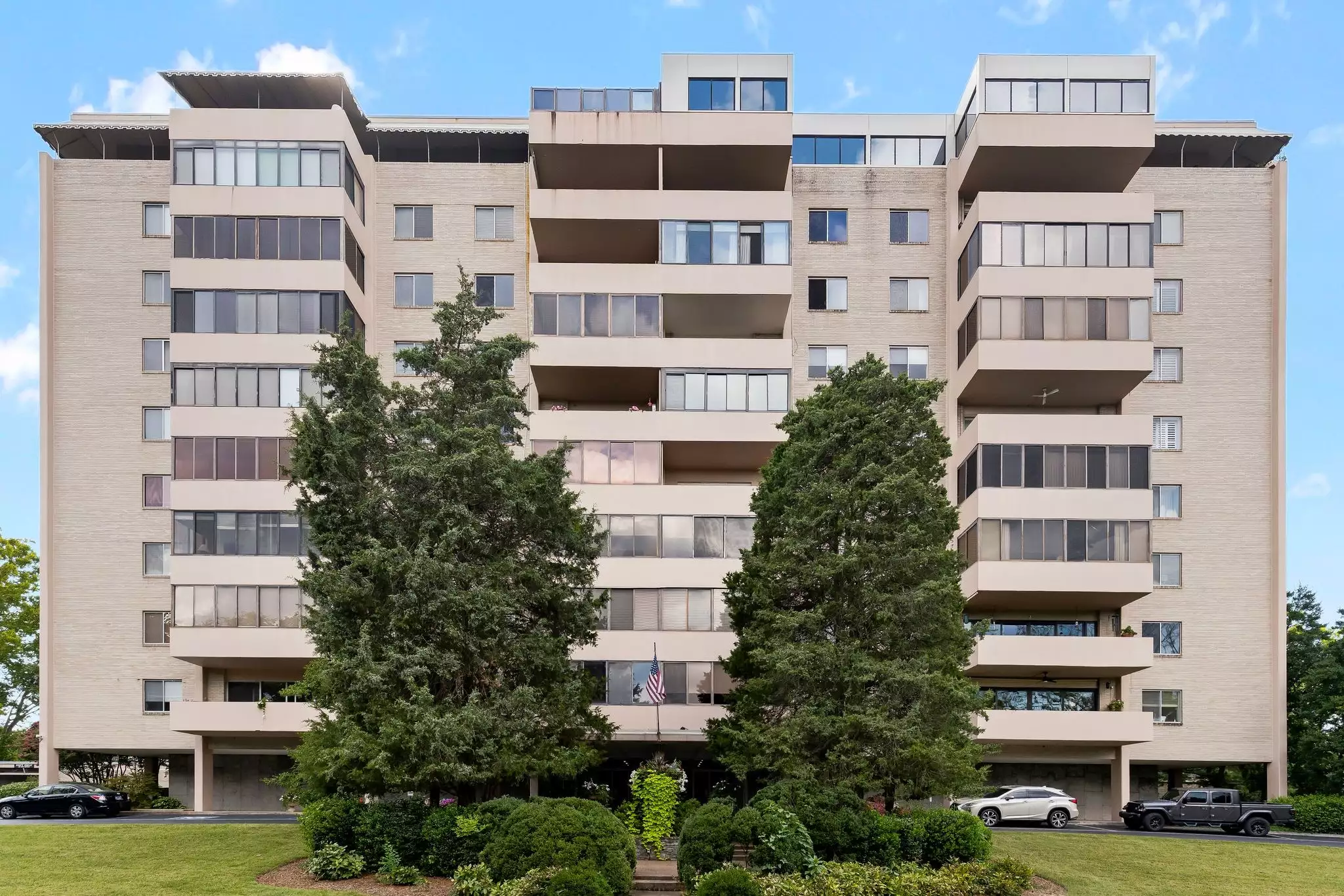 105 Leake Ave, Nashville, TN  37205