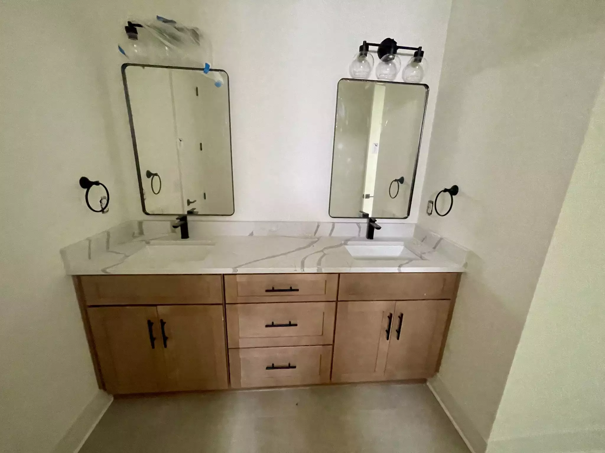 799 Summit Oaks Court, Nashville, TN  37221