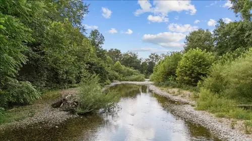 Nix Lane, Waverly, TN  37185